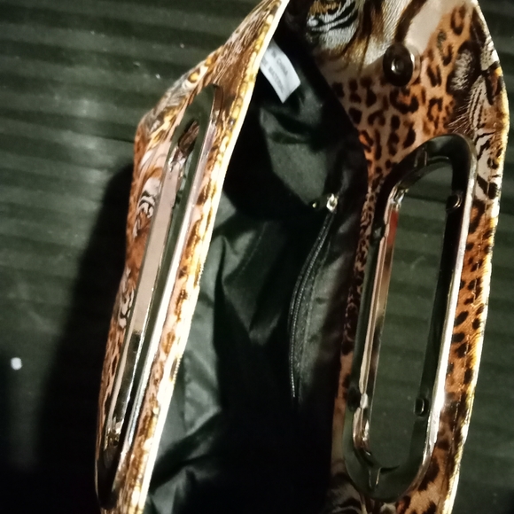 Leopard print purse - Picture 2 of 4